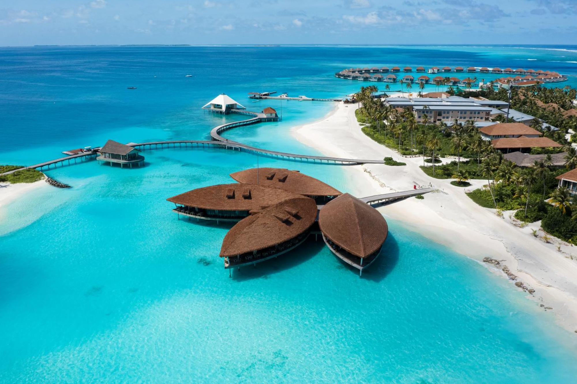 Resort Radisson Blu Maldives With 50 Percent Off On Sea Plane Round Trip 03 Nights & Above