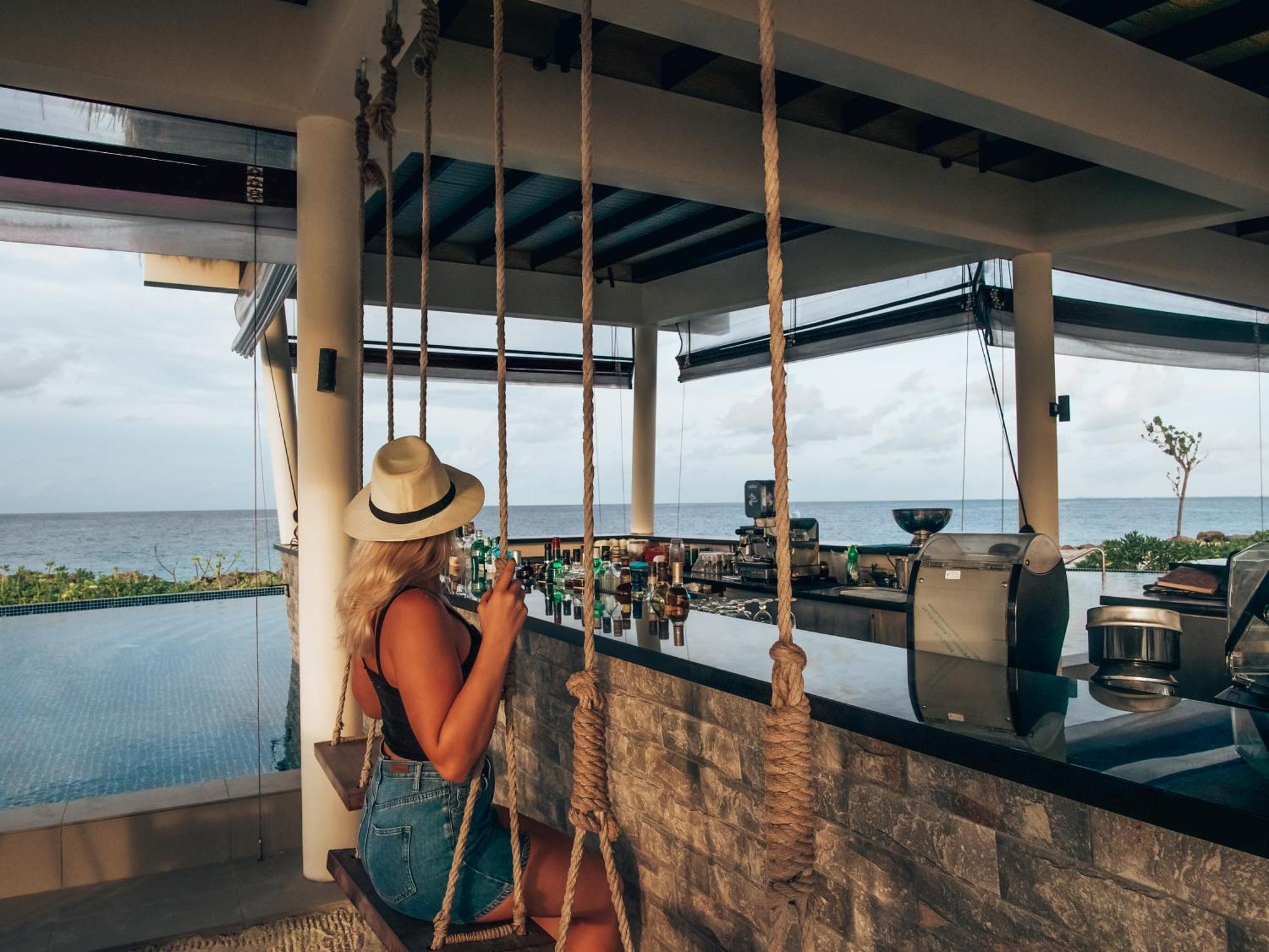 Radisson Blu Maldives With 50 Percent Off On Sea Plane Round Trip 03 Nights & Above Ośrodek wypoczynkowy 5*