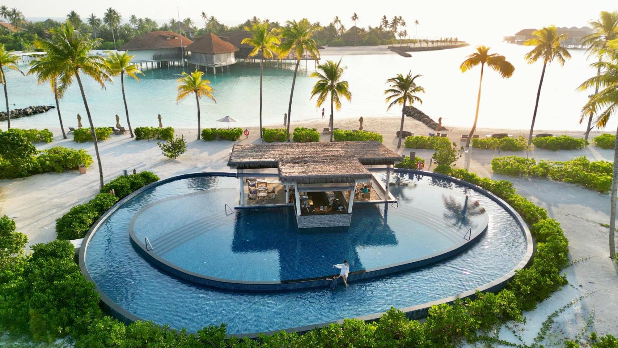 Radisson Blu Maldives With 50 Percent Off On Sea Plane Round Trip 03 Nights & Above 5* Fenfushi