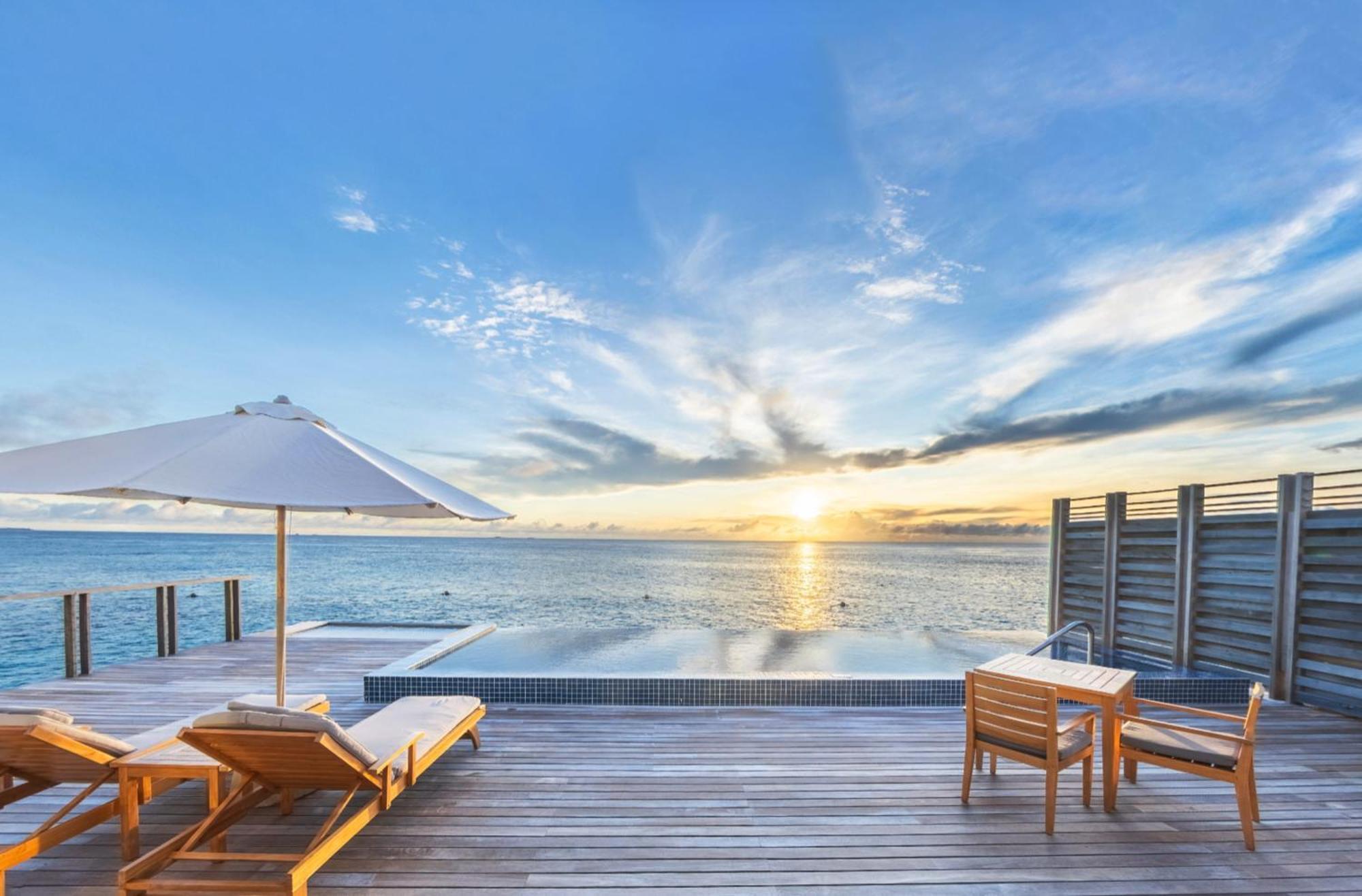 Resort Radisson Blu Maldives With 50 Percent Off On Sea Plane Round Trip 03 Nights & Above 5*