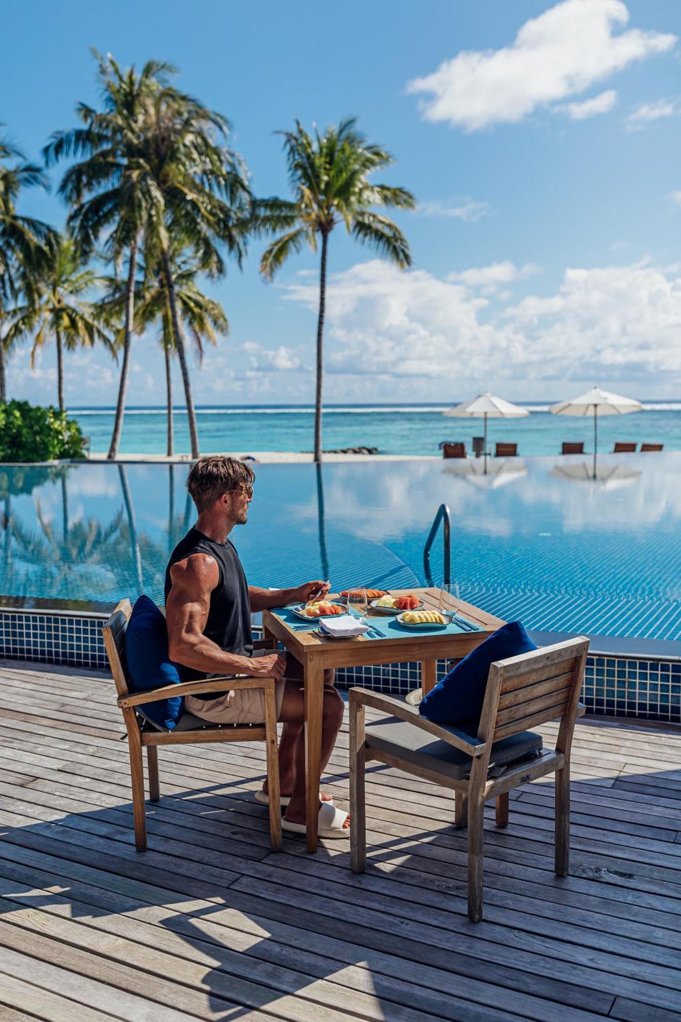 Resort Radisson Blu Maldives With 50 Percent Off On Sea Plane Round Trip 03 Nights & Above 5*
