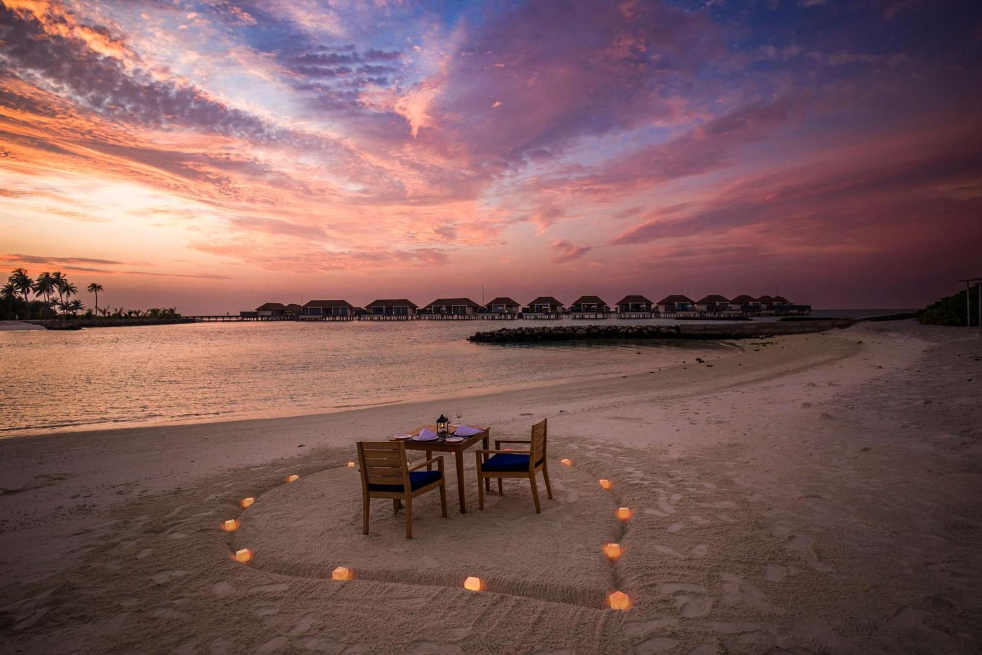 Radisson Blu Maldives With 50 Percent Off On Sea Plane Round Trip 03 Nights & Above Ośrodek wypoczynkowy