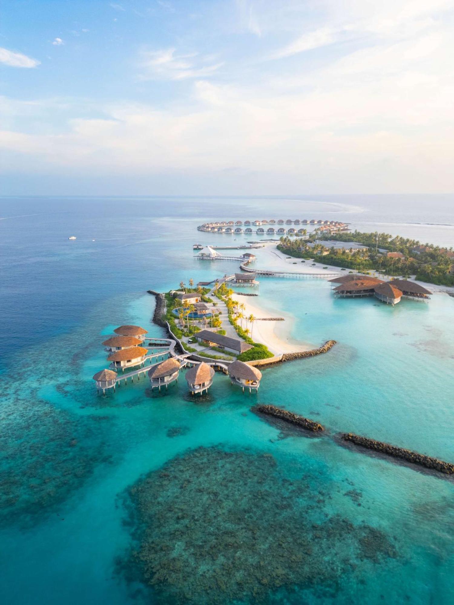 Ośrodek wypoczynkowy Radisson Blu Maldives With 50 Percent Off On Sea Plane Round Trip 03 Nights & Above