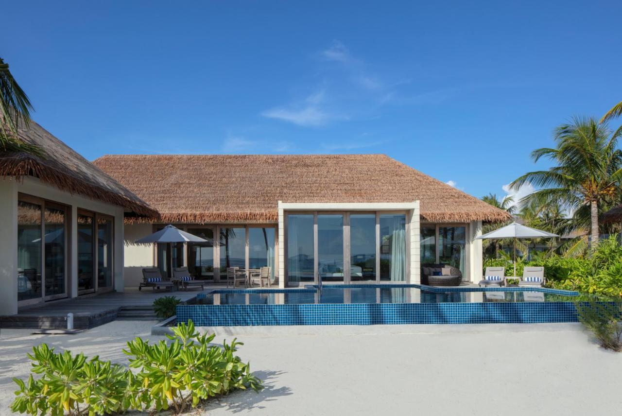 Complex Radisson Blu Maldives With 50 Percent Off On Sea Plane Round Trip 03 Nights & Above Fenfushi
