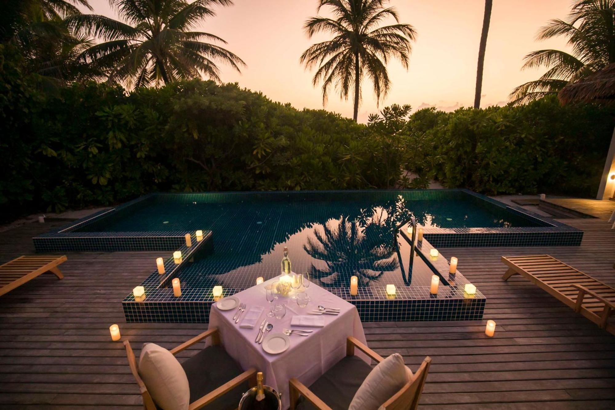 Radisson Blu Maldives With 50 Percent Off On Sea Plane Round Trip 03 Nights & Above Complex Fenfushi